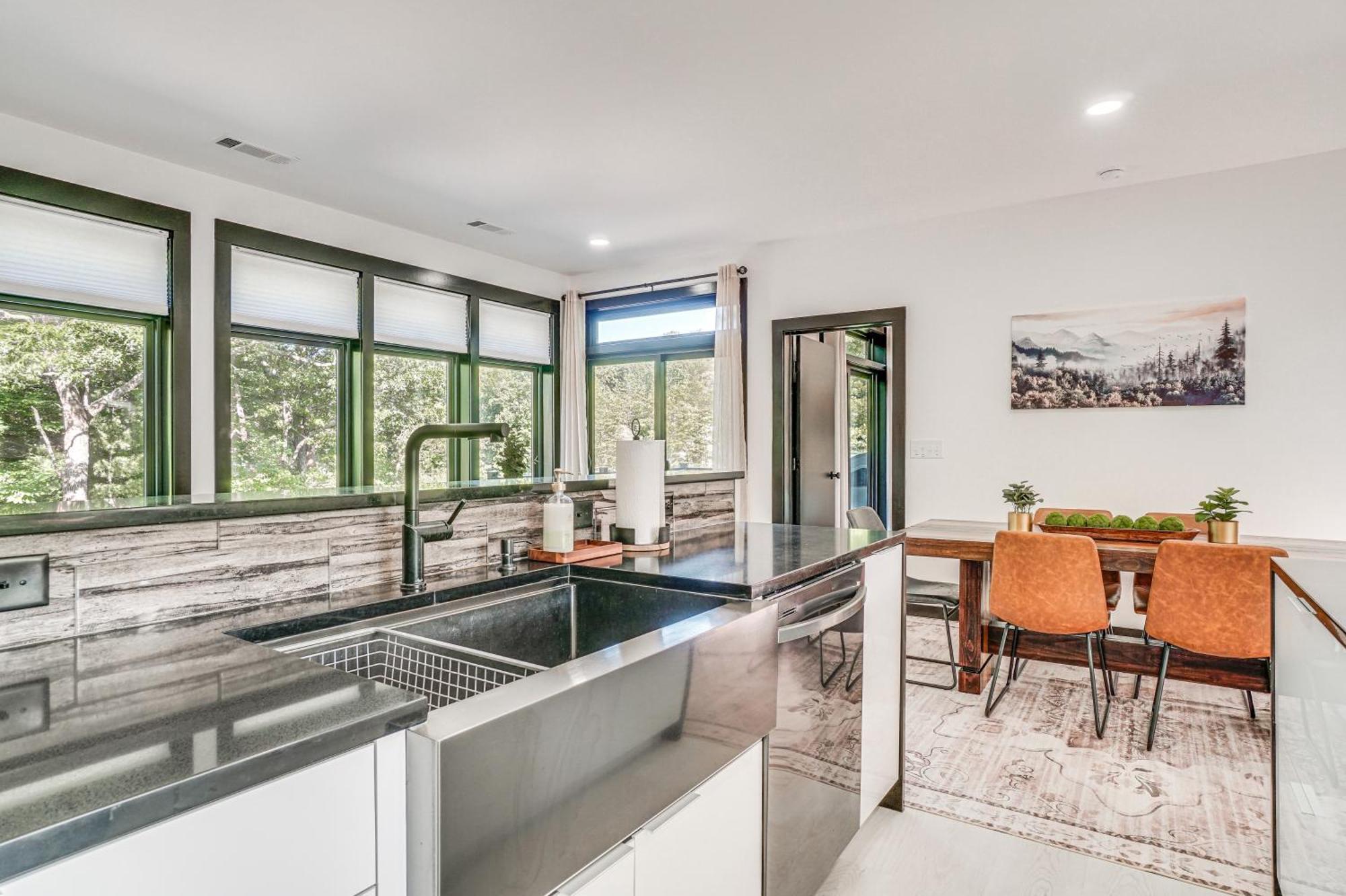 Luxury Modern Home On Golf Course With Game Room! Helen Extérieur photo